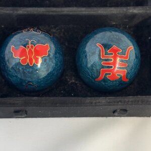 Vintage Boading Chinese Therapy Balls Stress Relaxation Butterfly & Beetle Red